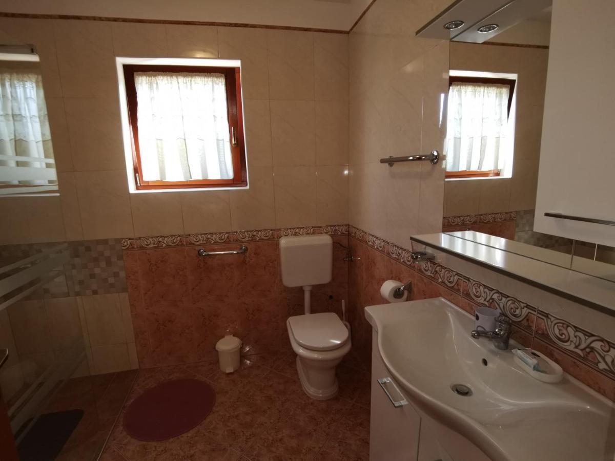 Apartmani Berber Babici Εξωτερικό φωτογραφία