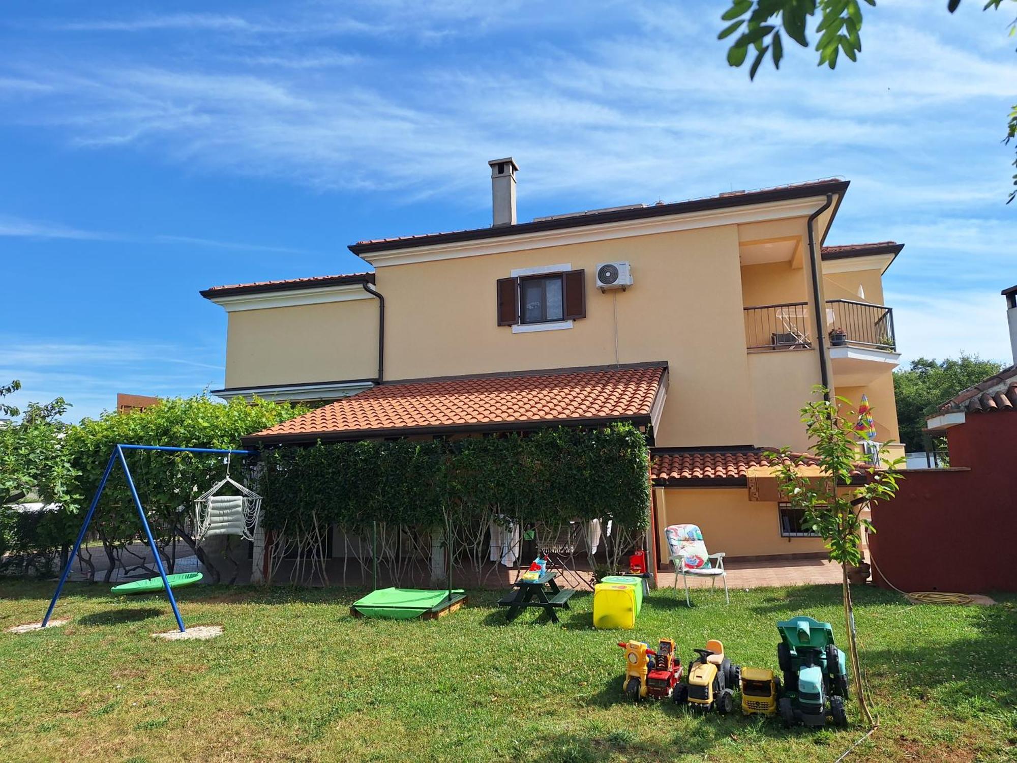 Apartmani Berber Babici Εξωτερικό φωτογραφία
