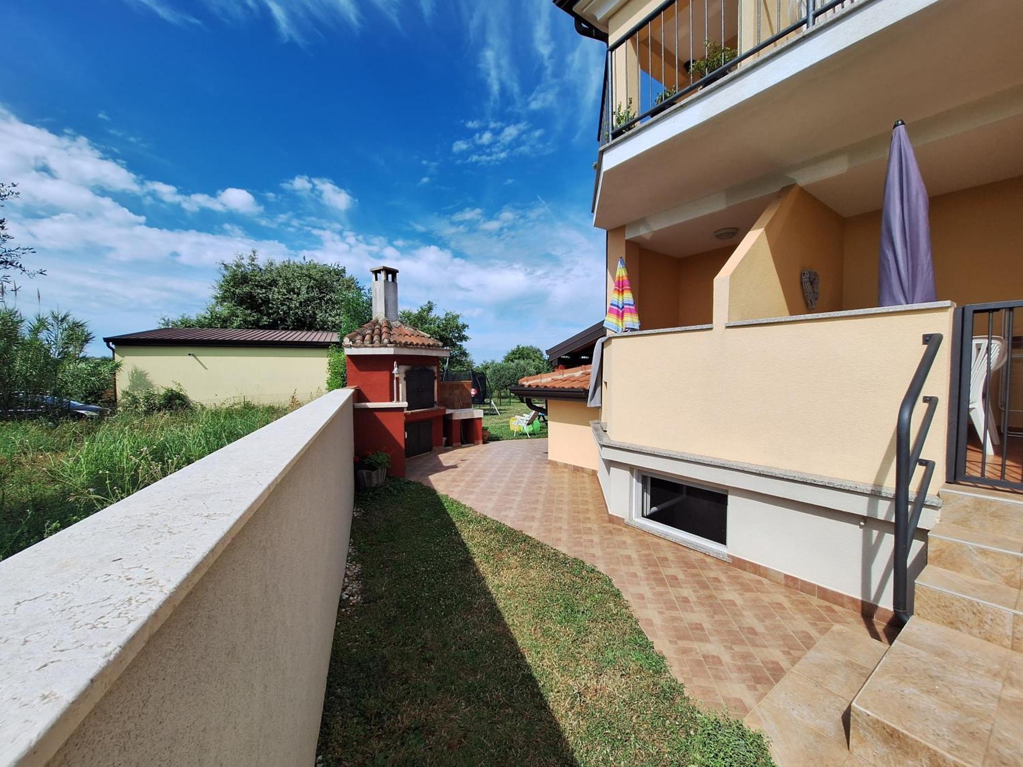 Apartmani Berber Babici Εξωτερικό φωτογραφία
